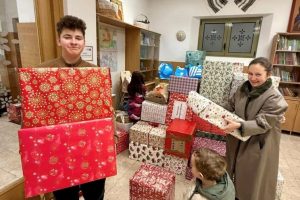 2025.12.12Viena04 2025.12.12Viena04