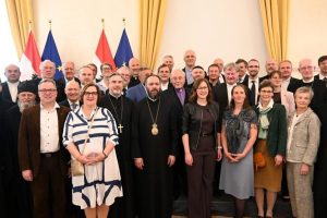 2026.04.27Viena01 2026.04.27Viena01